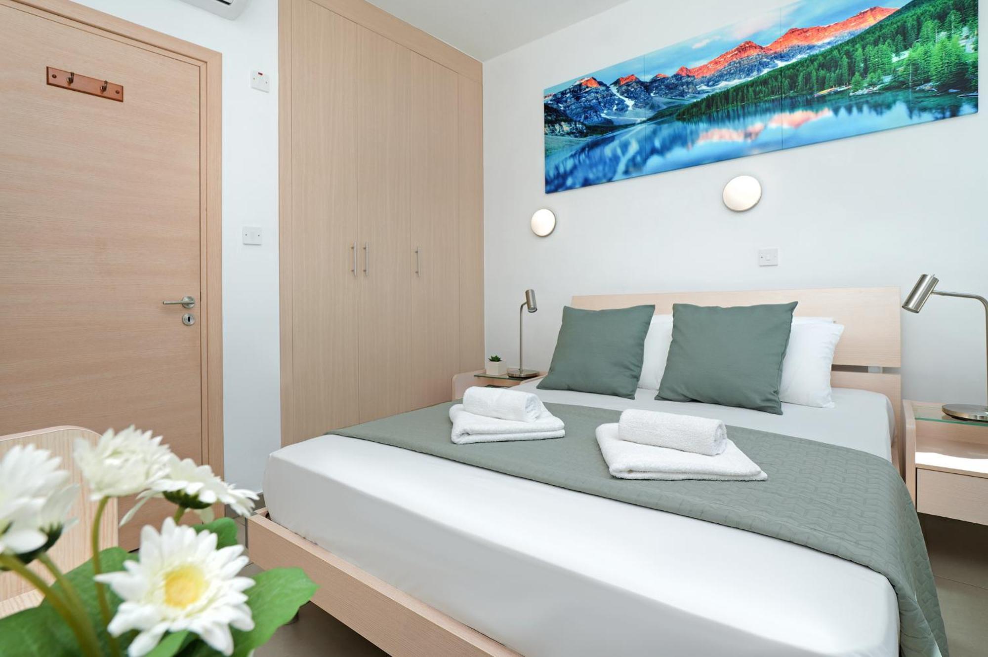 Apartment Victoria โปรทาราส ภายนอก รูปภาพ